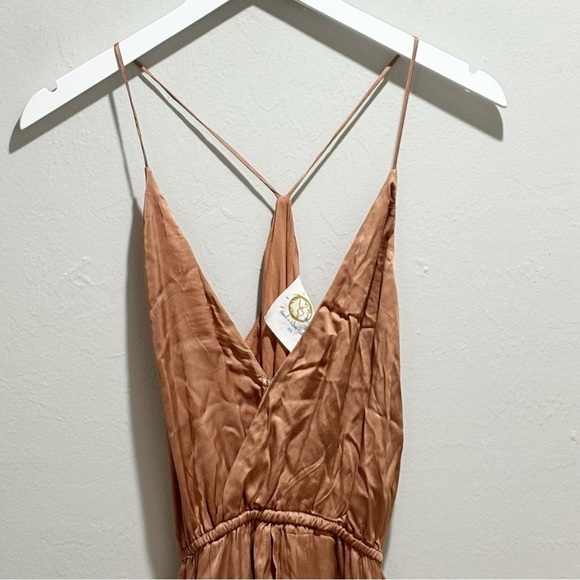 BLUE LIFE Women’s Brown Satin V-Neck Asymetrical Hem Racerback Dress Siz… - Picture 3 of 5